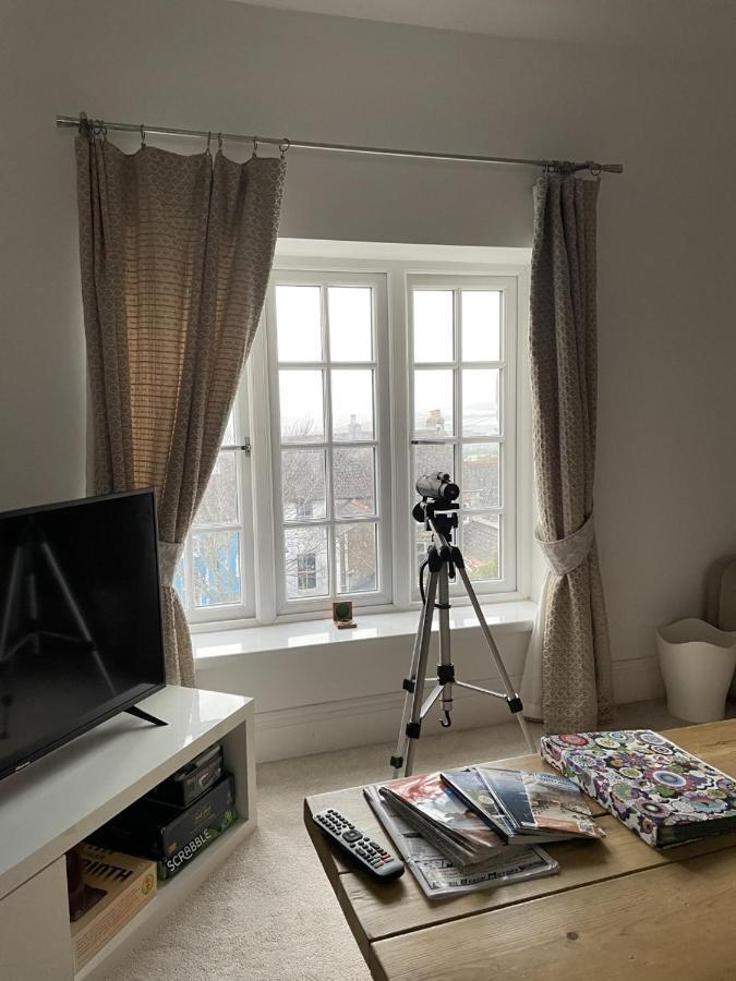 Seaview Cottage With Oodles Of Charm Sleeps 4 Portland Eksteriør billede