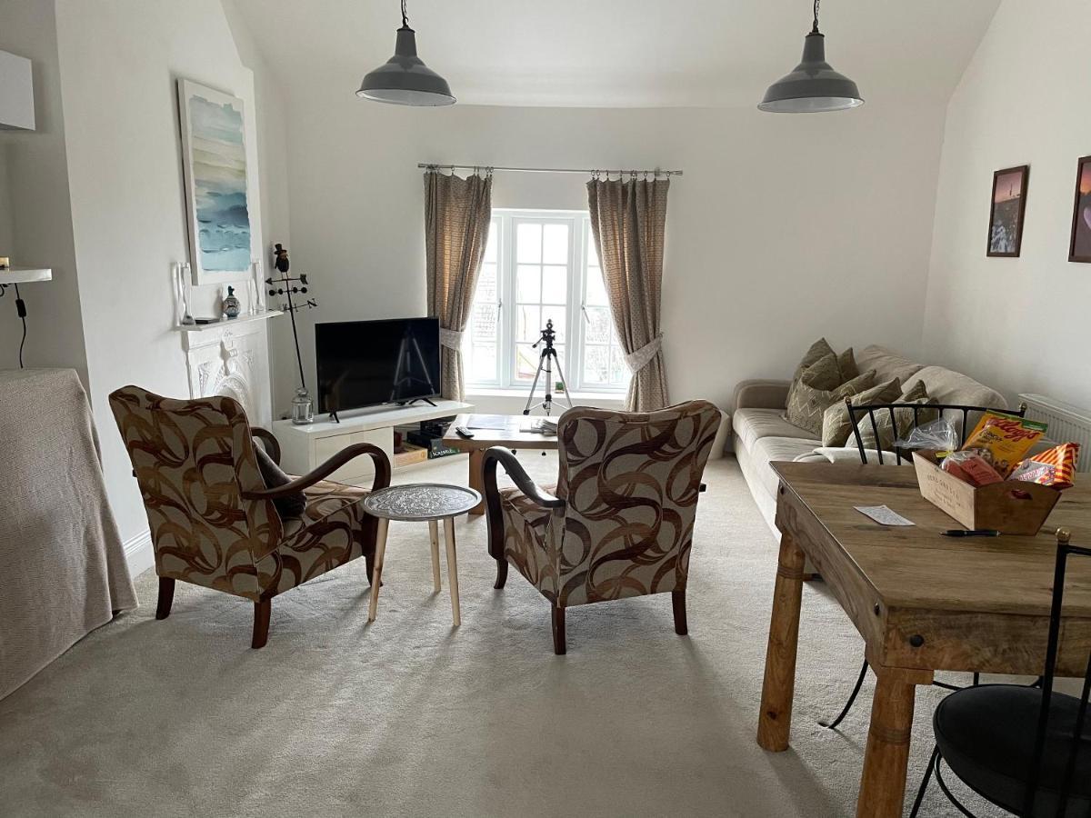 Seaview Cottage With Oodles Of Charm Sleeps 4 Portland Eksteriør billede