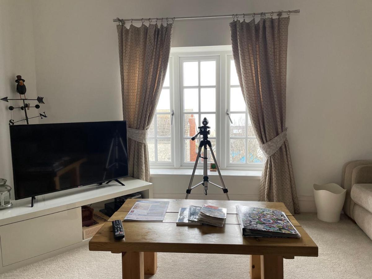 Seaview Cottage With Oodles Of Charm Sleeps 4 Portland Eksteriør billede